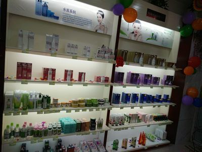 時尚小資新紀元 男性掌舵的化妝品零售新浪潮